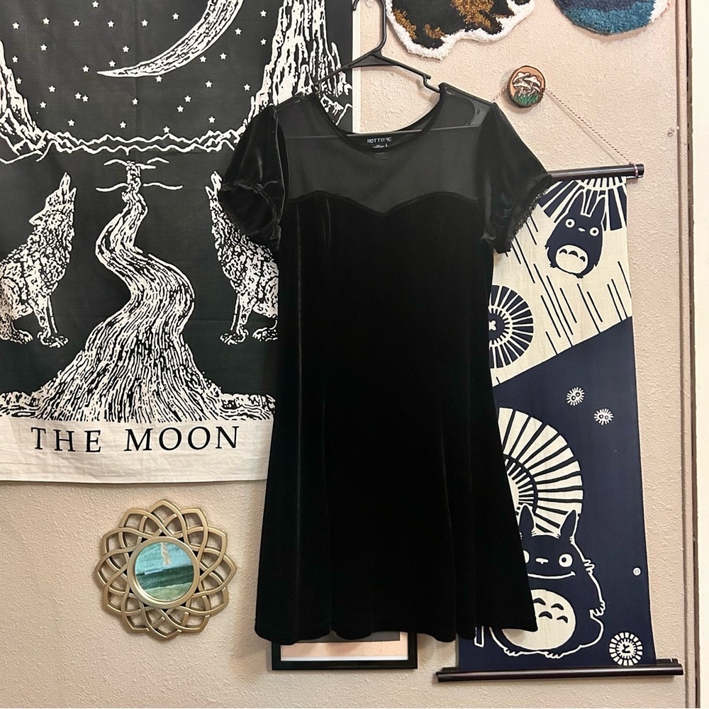 Black Velvet Sweetheart Polkadot Mesh Hot Topic Dress